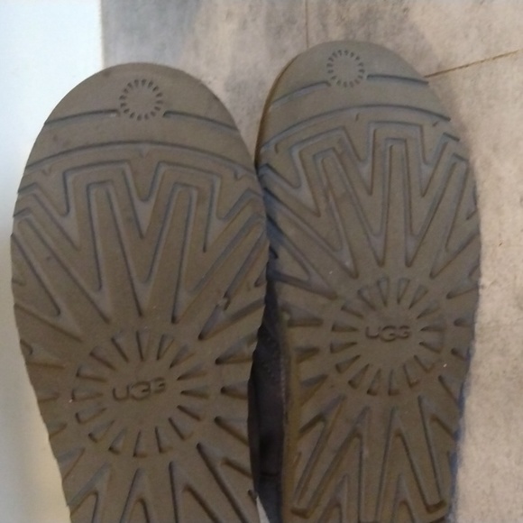 UGG NEUMEL BOOTS - Picture 9 of 15